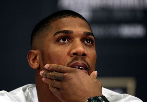 Anthony Joshua's former trainer repeats his criticism despite backlash