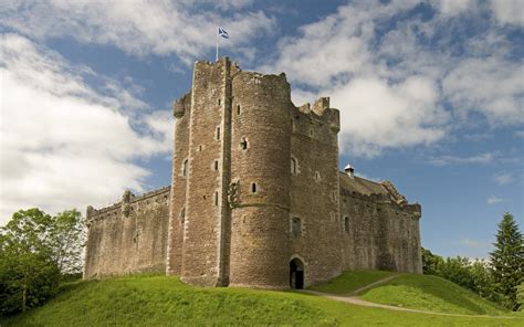 What real-life castles and locations are used on "Game of Thrones" | ScreenPrism