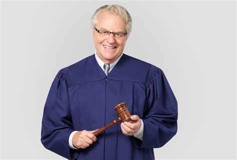 Jerry Springer Previews ‘Judge Jerry’ Court Show Premiering Sept. 9 ...