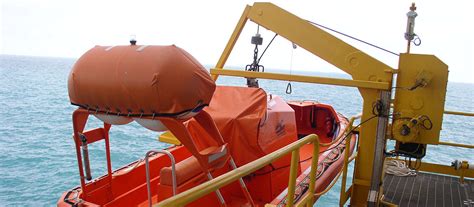 ACEBI, Davits, lifeboats and deck equipment - Offshore cantilever rescue boat davits