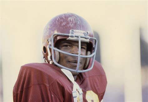 Charles White, former USC great and Heisman winner, dies at 64