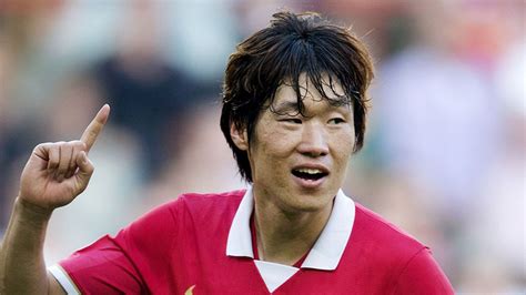 Former Manchester United midfielder Ji-Sung Park announces retirement | Football News | Sky Sports