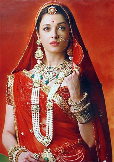 Aishwarya Rai Wedding Jewellery & Fashion Accessories | Fashion ...