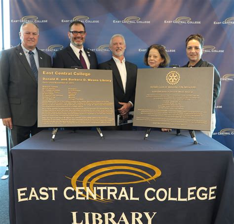 Ceremony Held to Dedicate Library at ECC - East Central College