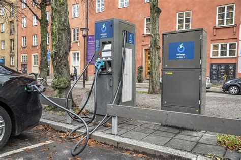 ABB supplies tech for 40 EV charge points in Sweden | CiTTi Magazine