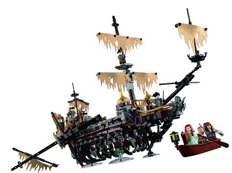 This Lego Pirates of the Caribbean ghost ship is next level