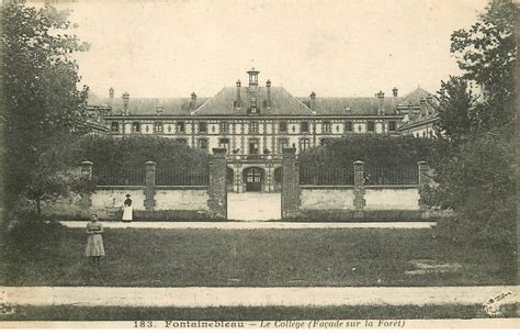 77 FONTAINEBLEAU. Le Collège. Tampon Régiment Artillerie