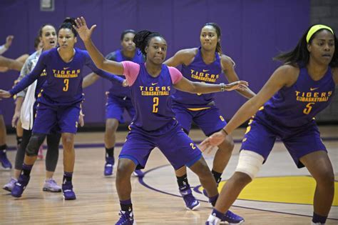 LSU women’s basketball team to sport different look this season | LSU | theadvocate.com