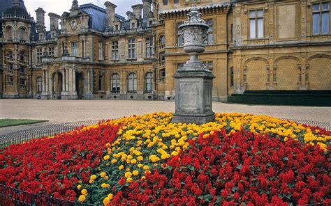 Waddesdon Manor Gardens, Buckinghamshire, UK | Red Salvias… | Flickr