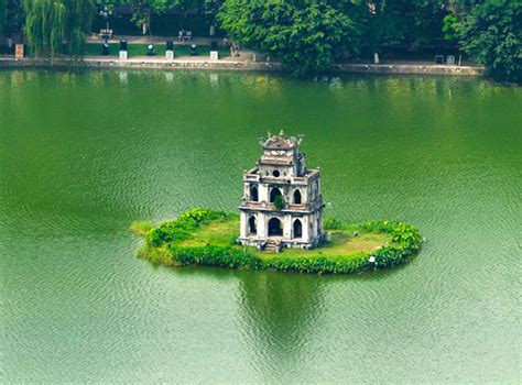 Hoan Kiem Lake & Surrounding Landmarks | Flavors of Hanoi