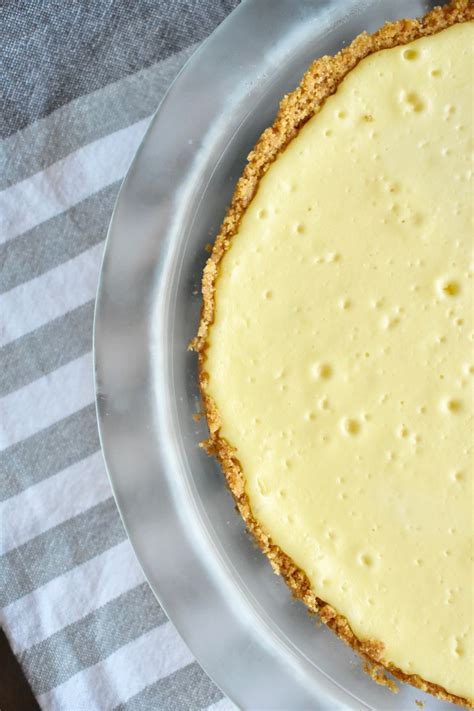 Fluffy Lemon Cheesecake – Stephanie Spring