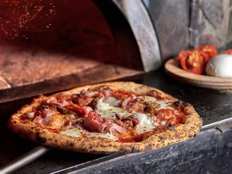 Dough Pizzeria Napoletana | Restaurants : Food Network | Food Network