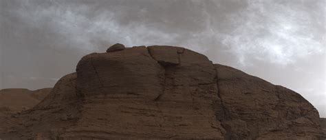 NASA's Curiosity Rover Captures Shining Clouds on Mars – NASA Mars ...