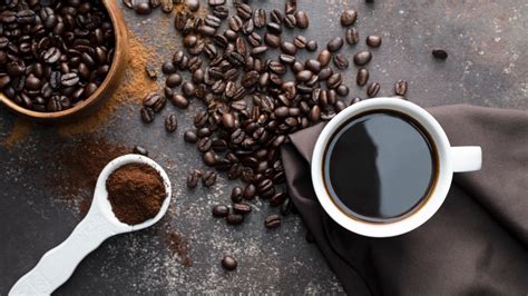Why Whole Bean Coffee Is Infinitely Better Than Ground, According To ...