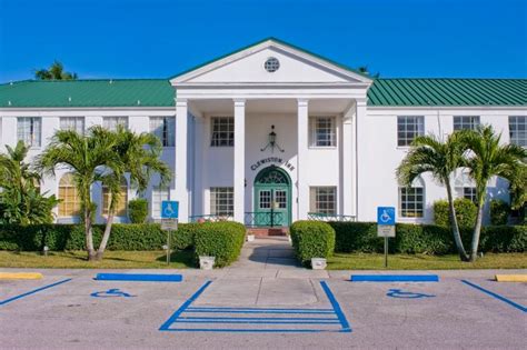 Inside the Clewiston Inn, Florida Through Amazing Photos | Vintage News Daily