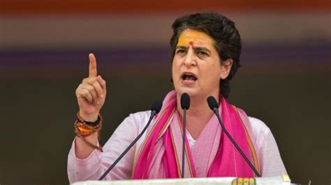 Maharashtra: Congress leader Priyanka Gandhi arrives in Pune on ...