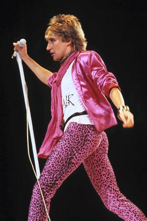 20 Amazing Photographs of Rod Stewart on Stage in the 1970s | Vintage ...