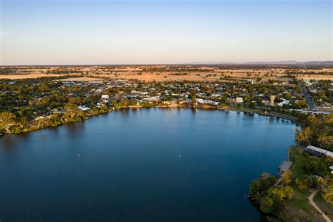 Elloura Lake Nagambie