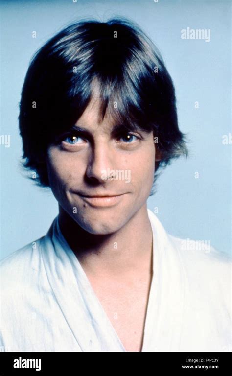 Star wars 1977 mark hamill hi-res stock photography and images - Alamy