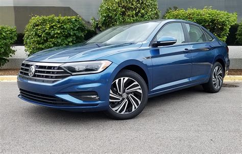 Quick Spin: 2020 Volkswagen Jetta SEL Premium | The Daily Drive | Consumer Guide®