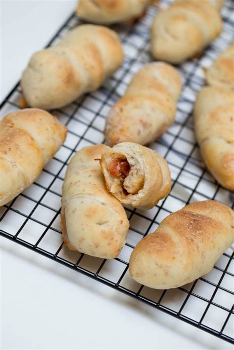 Pizza Rolls Recipe - Momsdish