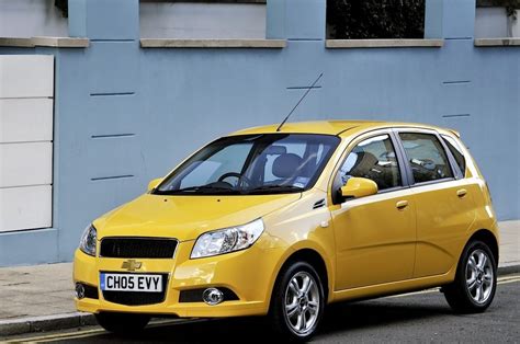 Chevrolet Aveo Hatchback 2008 - 2011 reviews, technical data, prices