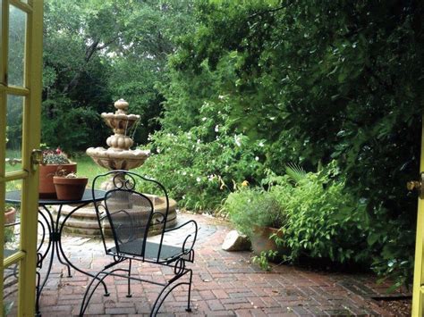 Serenity gardens: Right in your own yard | Home And Garden | victoriaadvocate.com