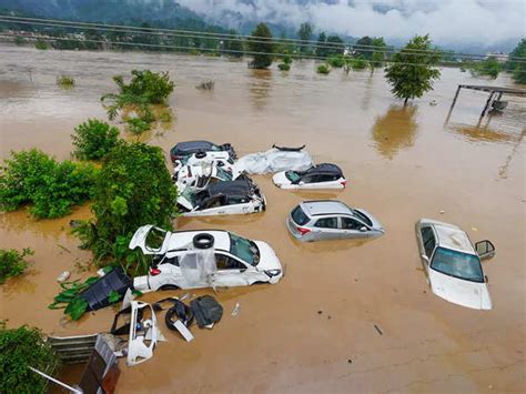 33 people lost their lives in Himachal due to landslides - Fineend