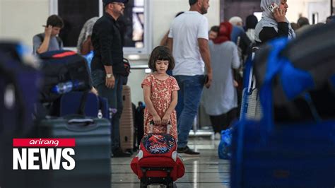 7,500 foreign passport holders expected to be able to leave Gaza over next two weeks - YouTube