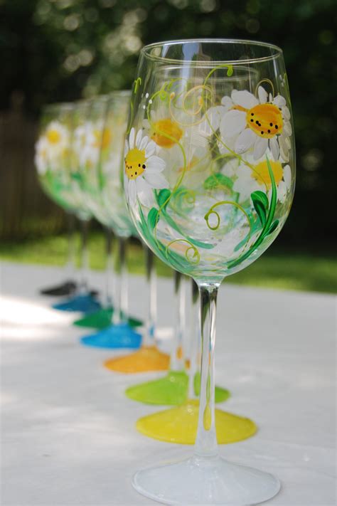 Daisy Flower Hand-painted Wine Glasses – Glorious Goblets