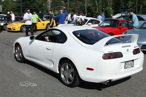 Bone stock Toyota Supra MKiV Turbo (OC) : Autos