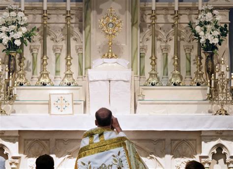 Benediction of the Blessed Sacrament (Virginia, USA) - Catholic Stock Photo