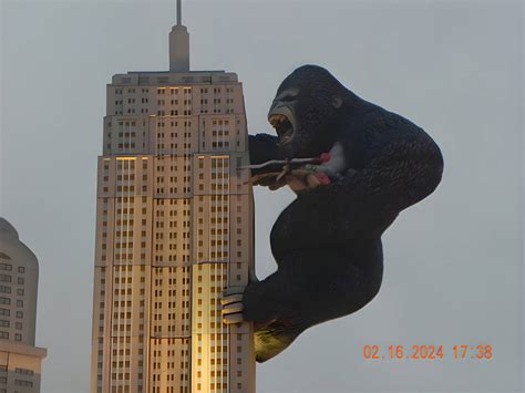 King Kong on the Empire State Building by CreativeT01 on DeviantArt