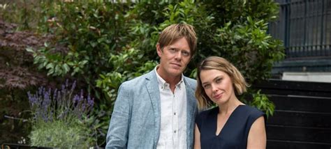 'Beyond Paradise's First Look Loves Devonshire More Than Saint-Marie | Telly Visions