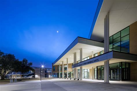 Arlington ISD Fine Arts & Athletics Complex – BakerTriangle | Drywall ...