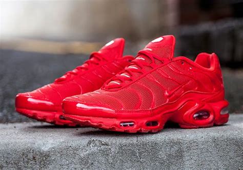 The Nike Air Max Plus In Blazing Hot Red - SneakerNews.com