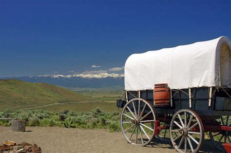 Hike Through History on These Stretches of The Oregon Trail