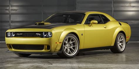 2020 Dodge Challenger Review, Pricing, and Specs