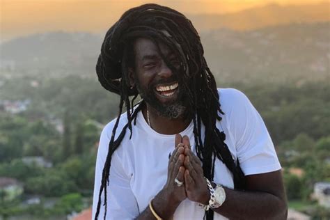 A Buju Banton 'Earthstrong' Playlist Of His Best Songs - DancehallMag