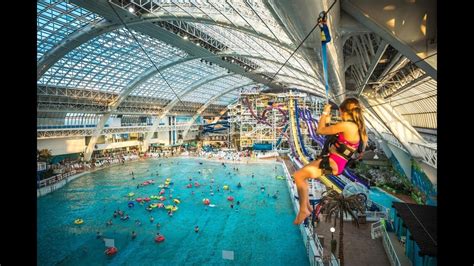 World Waterpark (largest indoor water park in North America) - YouTube