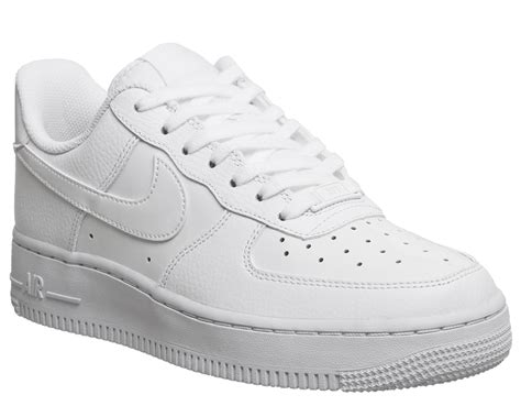 Nike Air Force 1 07 Trainers in White | Lyst