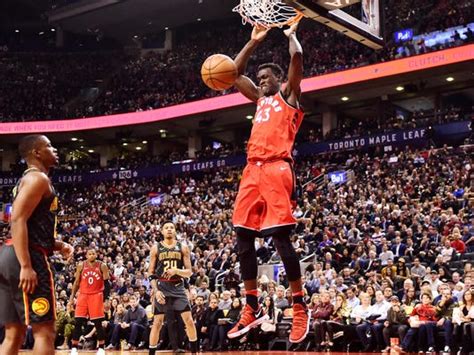 DeRozan scores 25, Raptors beat Hawks 106-90