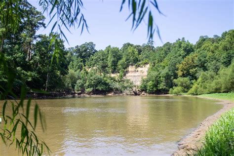 A Guide to Cliffs of The Neuse State Park | RVshare.com