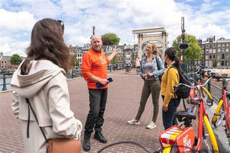 Amsterdam: Guided Bike Tour of Central Amsterdam | GetYourGuide