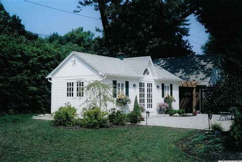 Pin on Cabins and Bunkies | Colonial cottage, Guest house cottage ...