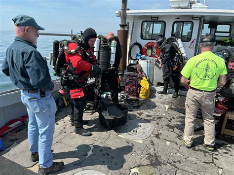 CT divers find submarine missing for 80 years in Long Island Sound