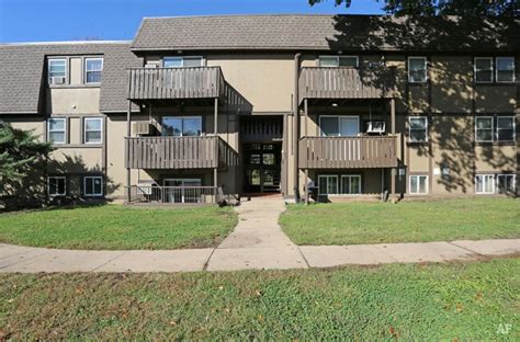 Quail Creek Apartments - Kansas City, KS | Apartment Finder