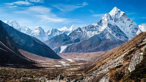 Himalaya Mountains Under Blue Sky During Daytime 4K HD Nature ...