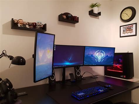 Upgraded to triple monitors | Desk setup, Pc gaming setup, Monitor