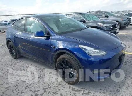 Tesla Model Y 2023 Blue AUTOMATIC | 7SAYGDEE0PA102405 | Bidinfo APP